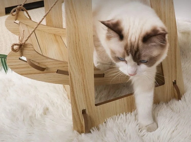 Hamac suspendu sécurisé en bois pour chat