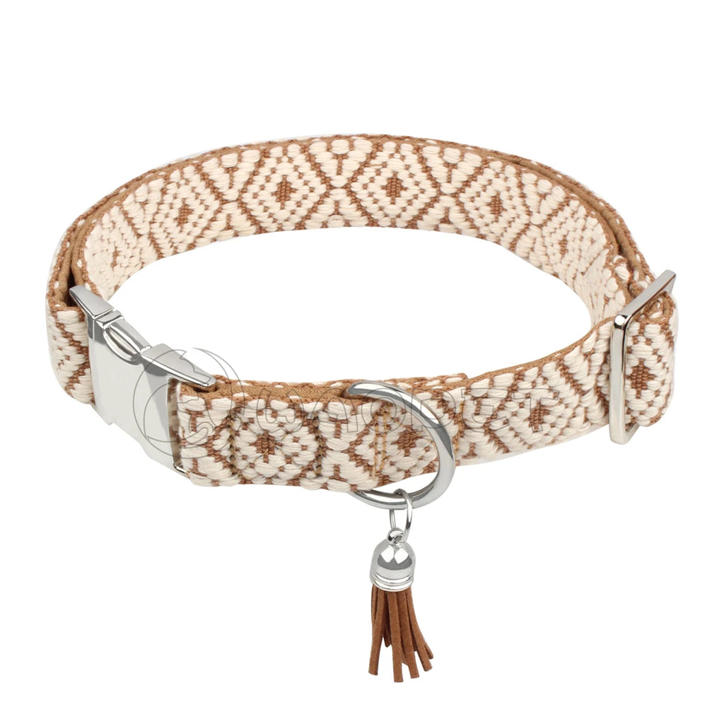 Collier bohème ethnique pour chien avec pendentif