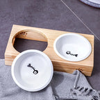 Gamelle sur support en bambou – chien et chat