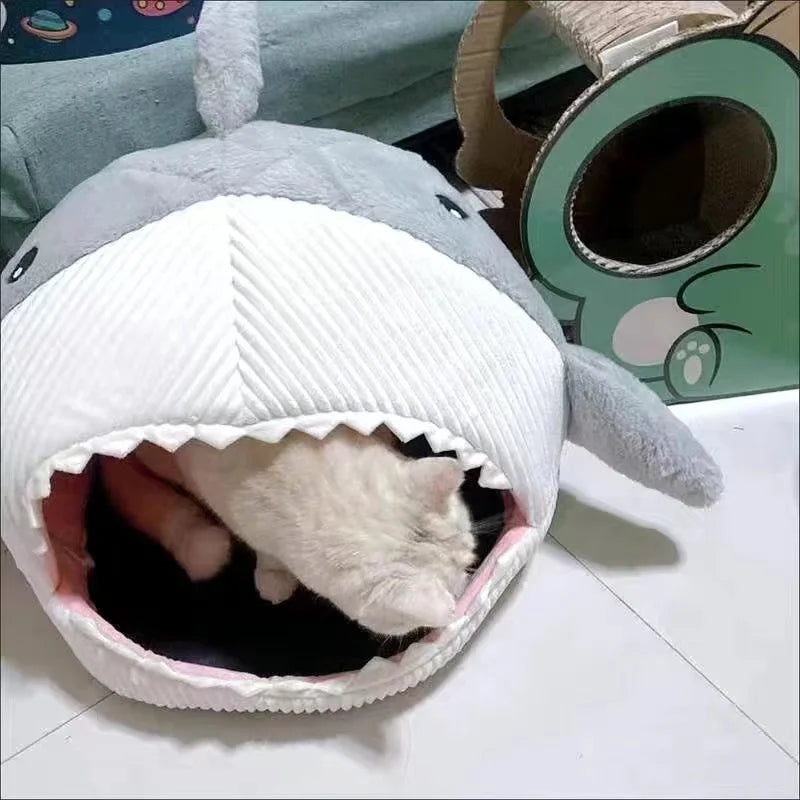 Panier Requin pour Chat et Petit Chien