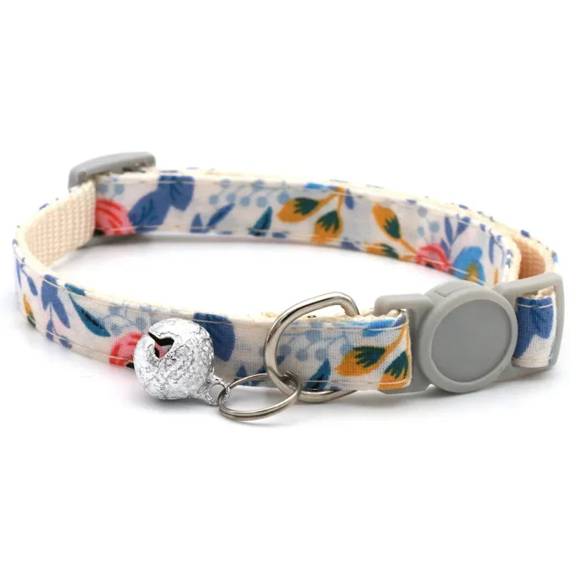 Collier Fleur Réglable avec Clochette pour Petit Chien et Chat