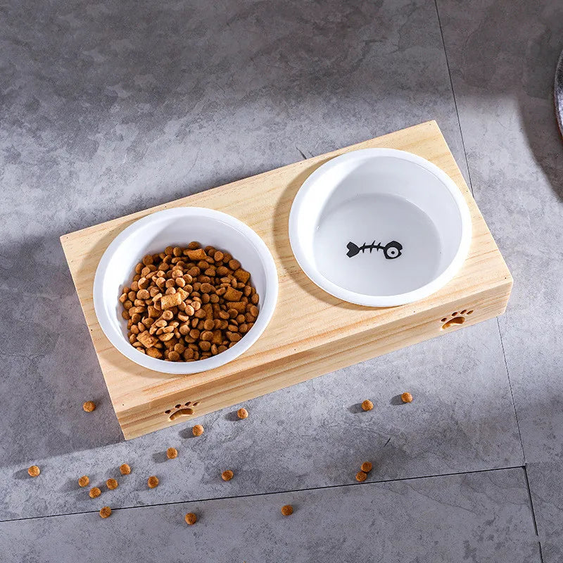 Gamelle sur support en bambou – chien et chat