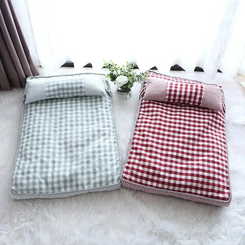 Coussin matelassé à carreaux avec oreiller pour chien et chat
