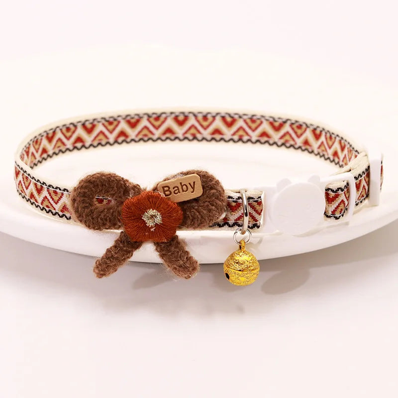 Collier Chat Nœud Papillon Dentelle & Clochette