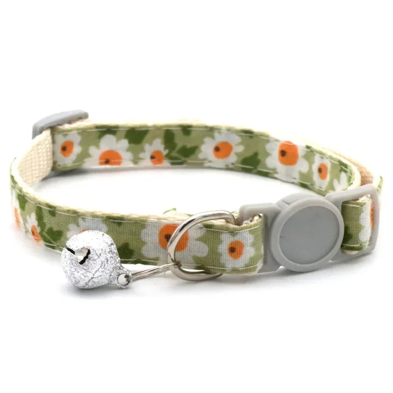 Collier Fleur Réglable avec Clochette pour Petit Chien et Chat