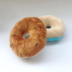 Jouet donut en peluche pour chien