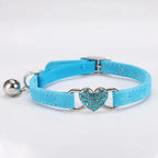 Collier velours cœur strass avec cloche