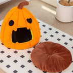 Nid citrouille Halloween - chat et petit chien