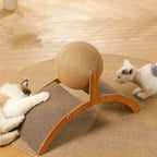 Griffoir en Bois pour Chat avec Boule en Sisal