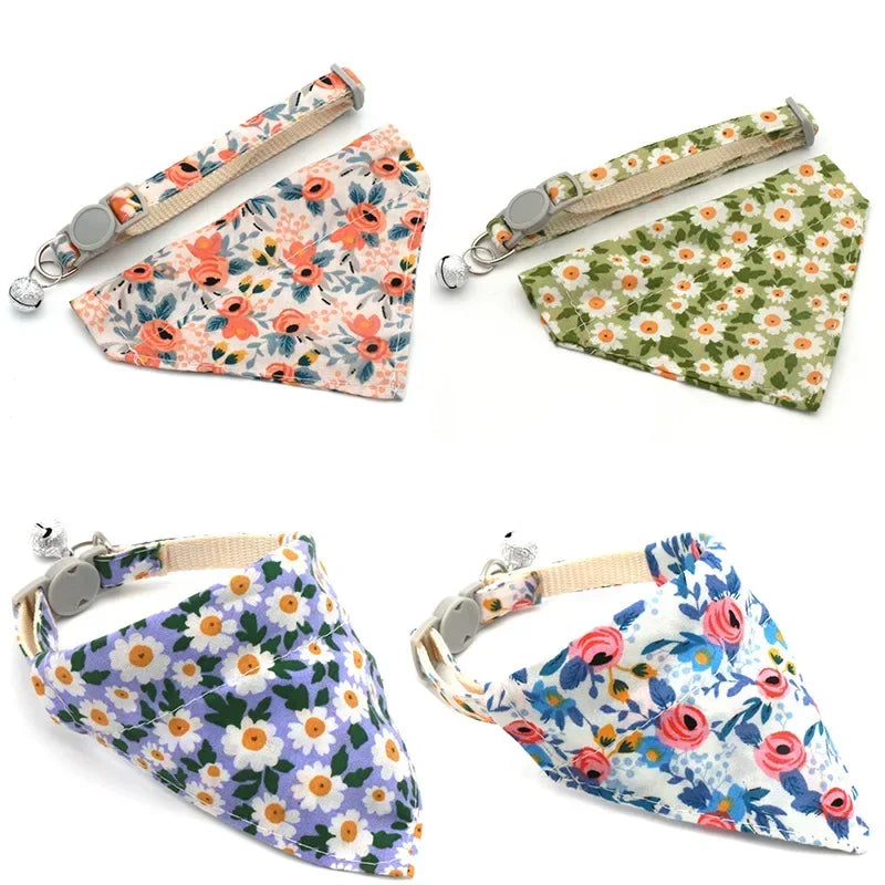Collier Fleur Réglable avec Clochette pour Petit Chien et Chat