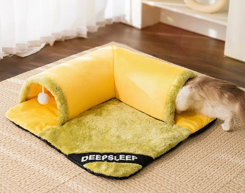 Tapis avec tunnels intégrés - chat