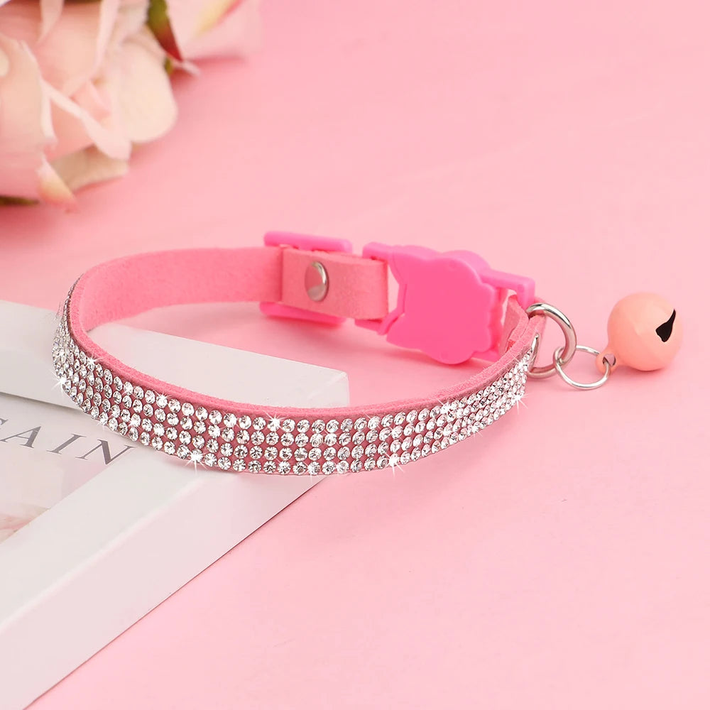 Collier en cuir suédé avec strass pour chat