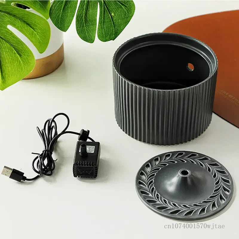 Fontaine céramique design - chien ou chat