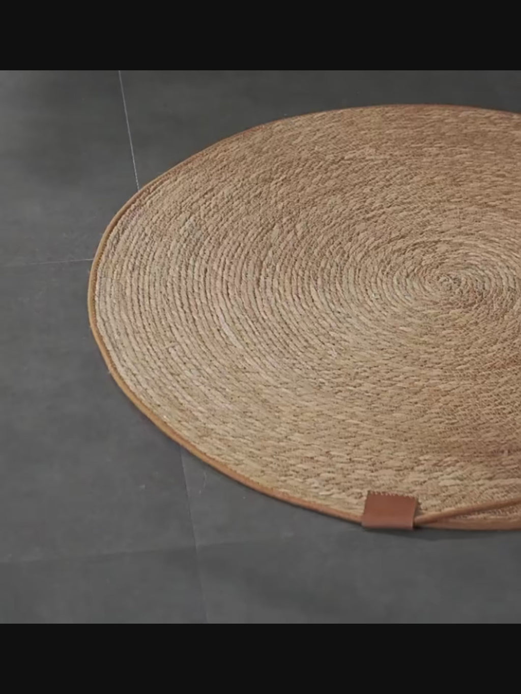 Tapis griffoir naturel en rotin - chat
