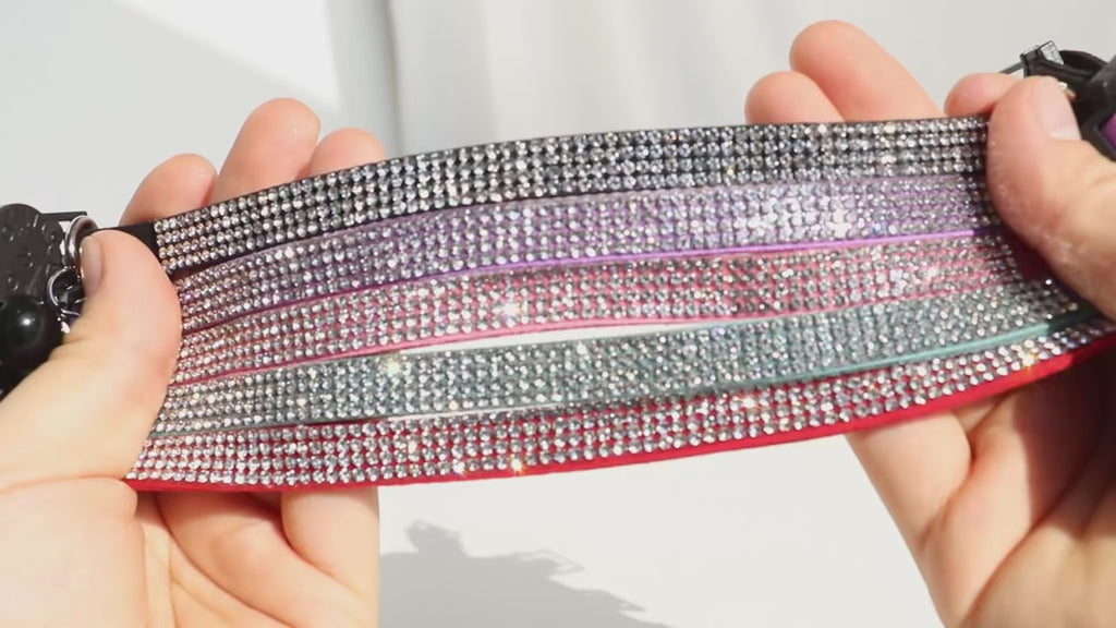 Collier en cuir suédé avec strass pour chat