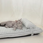 Coussin matelassé à carreaux avec oreiller pour chien et chat