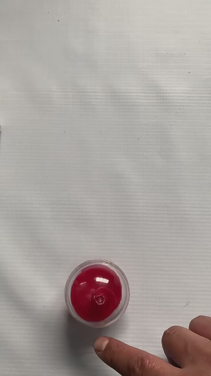 Balle distributrice de friandises pour chat